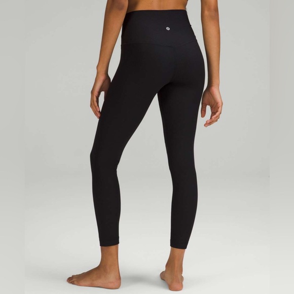 Lululemon Align Ribbed High-Rise Pant 25" in Black Size 6 - Picture 4 of 10